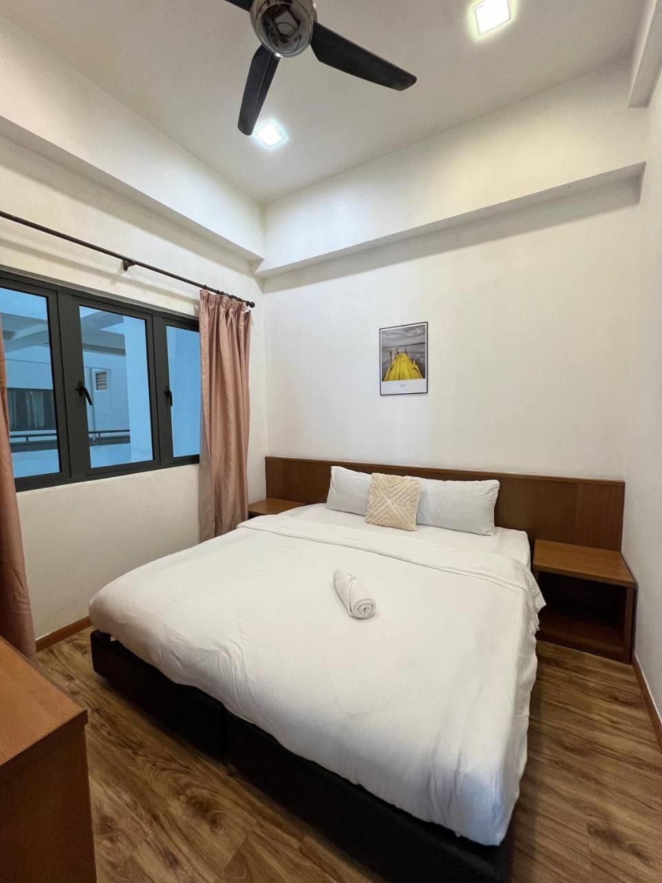 Apartment Delisha 3r2b The Retreat,aranda Nova